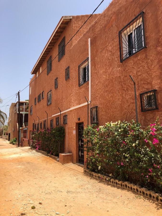 Auberge Mande 萨利波图尔 外观 照片